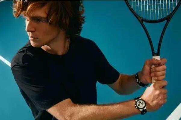 王钰栋在国 王钰栋在国