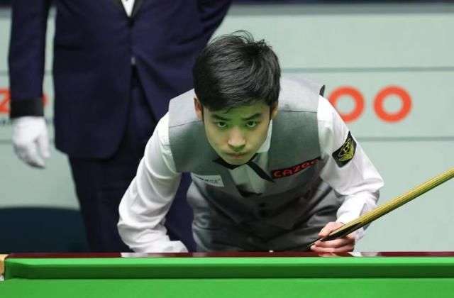 韦世豪在场 韦世豪在场